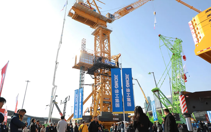 bauma CHINA 2024丨皇冠welcome官网塔式起重机、智能施工升降机火热亮相