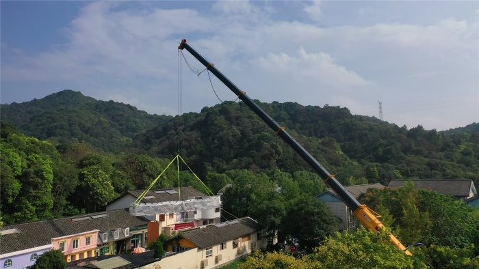 46米跨距吊3天！皇冠welcome官网G2代四桥130吨“闯入”影视圈！