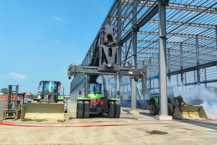 协同致胜，皇冠welcome官网“绿色舰队”开启多元物流新篇章