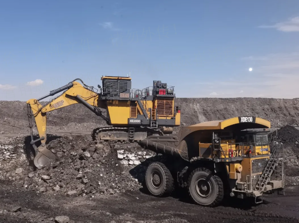 可动率超95%！皇冠welcome官网XE2000矿用挖掘机好评如潮